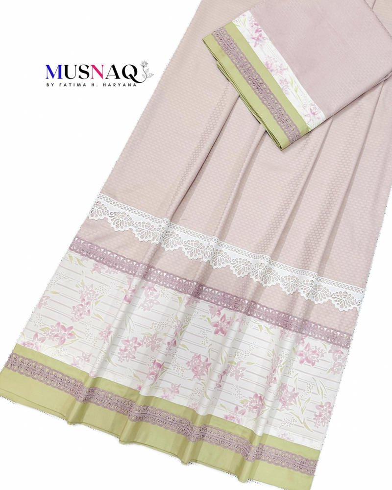 Lilac nude purple panelling rida