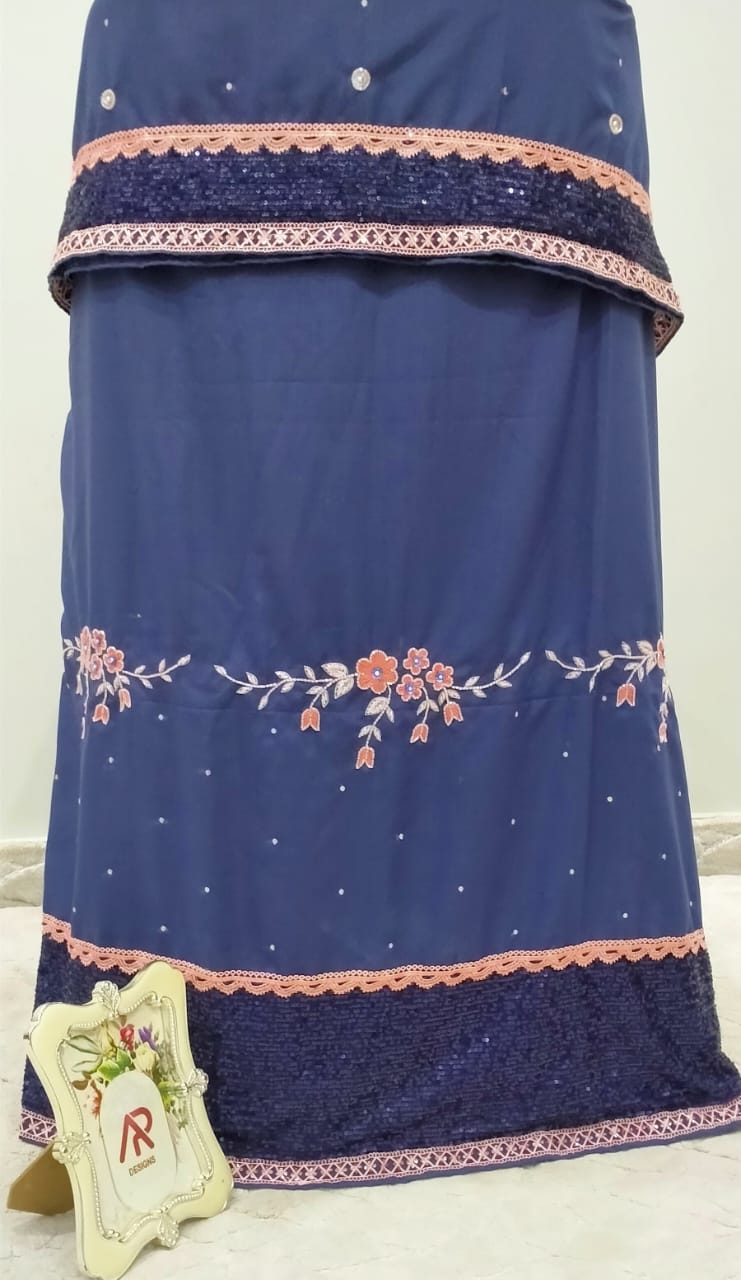 Navy blue meet peach