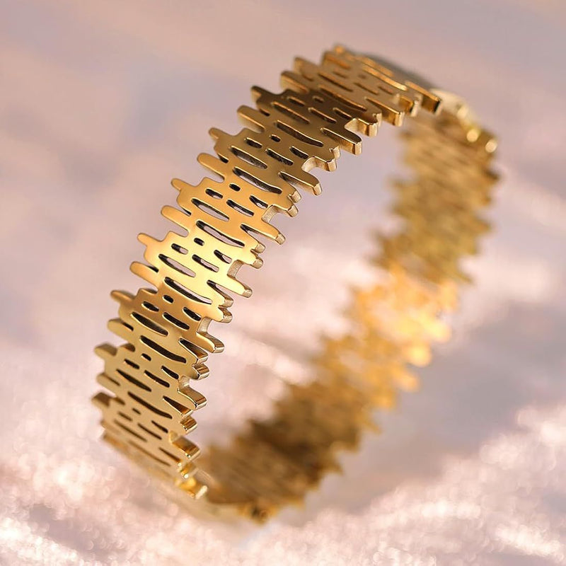 Trendy Hand Cuff