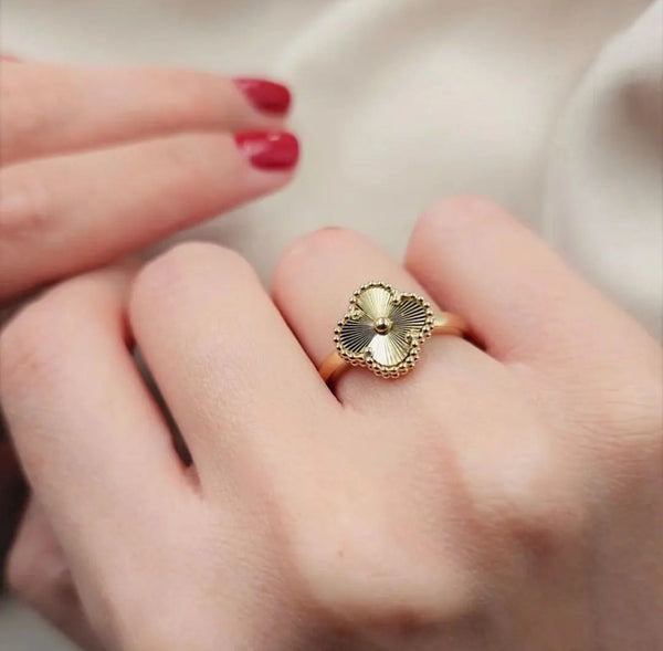 Clover Adjustable Ring