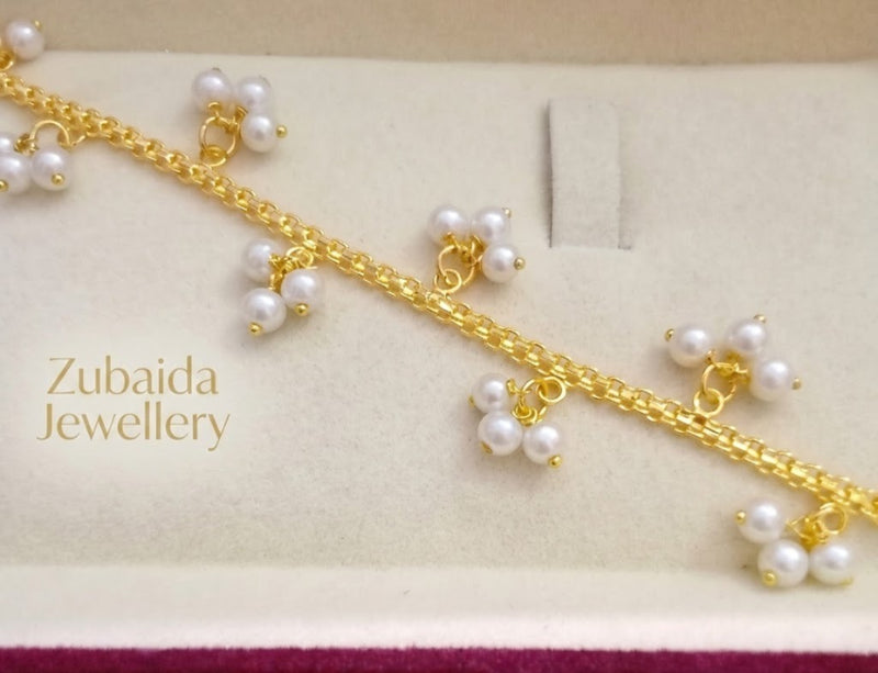 Chandi (Namaz-Wear)White double side pearl Bracelet