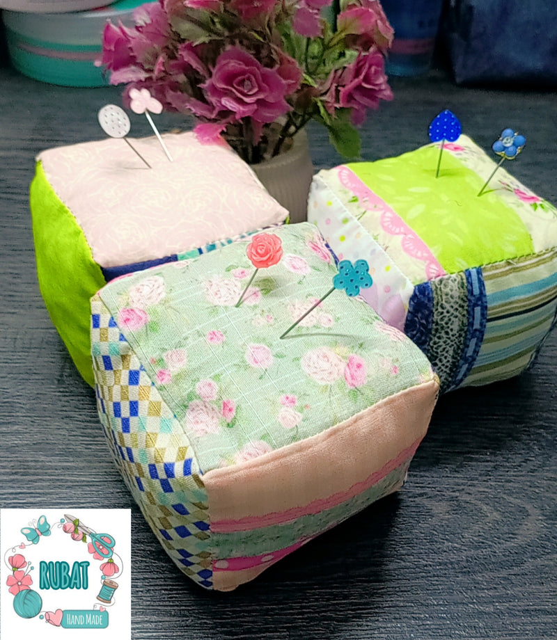 Pin cushion
