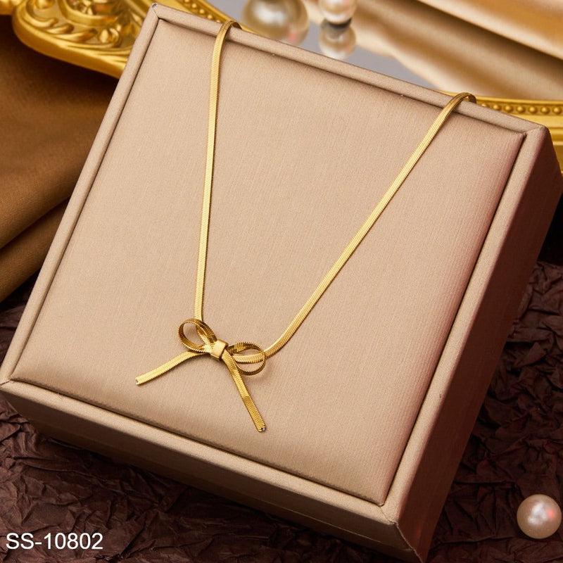 Snake chain Bow Necklace