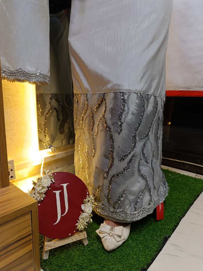 Silver Gray shiny silk Ridq