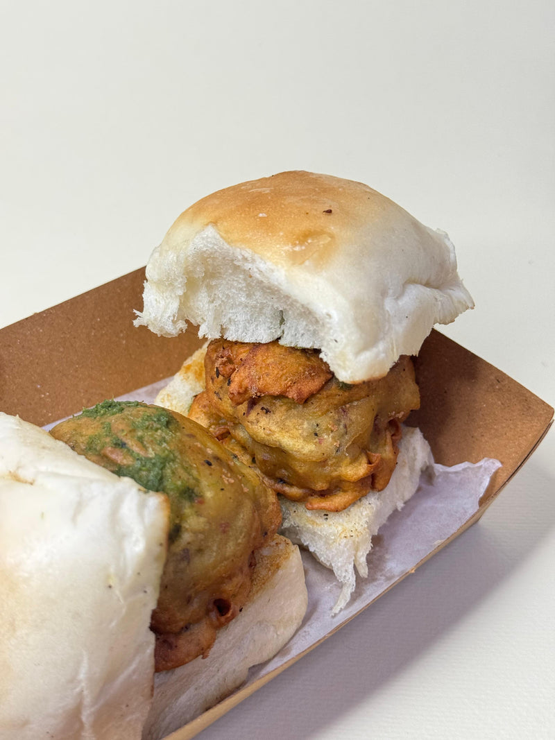 Dillicious Classic Batata Vada Pav: A Taste of Mumbai Streets