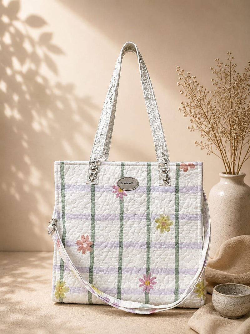 🌼 Quilted Daisy Stripe Tote Bag