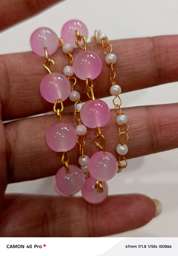 Pink Pearl‑Accent Gold Chain Bracelet – Trendy Elegance in Modern Accessory Design