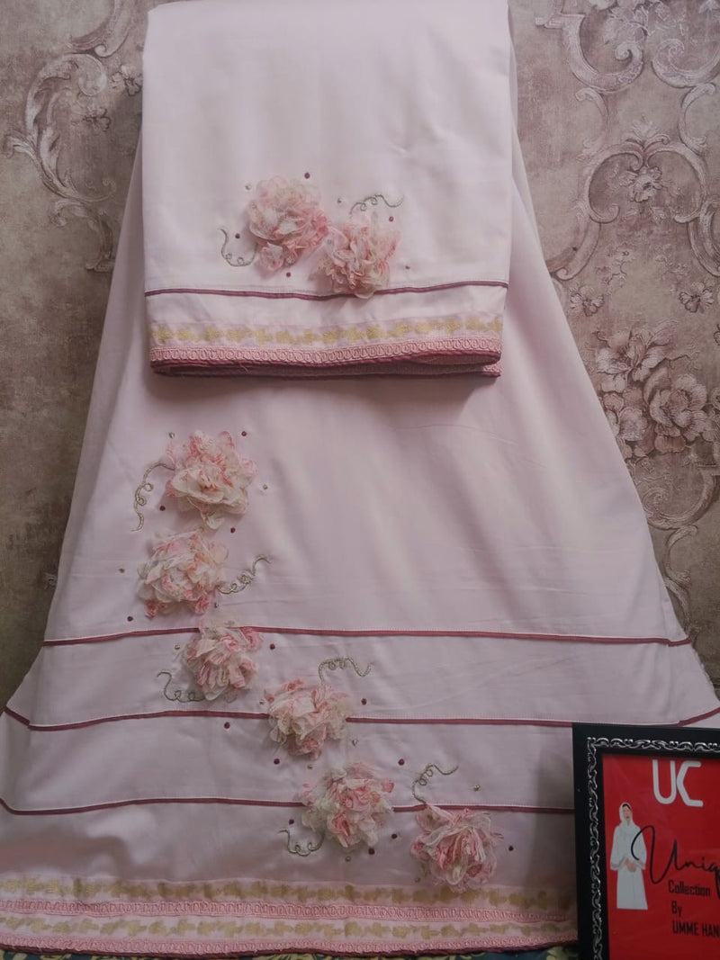 baby pink colour