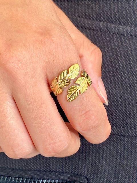 Chunky adjustable ring