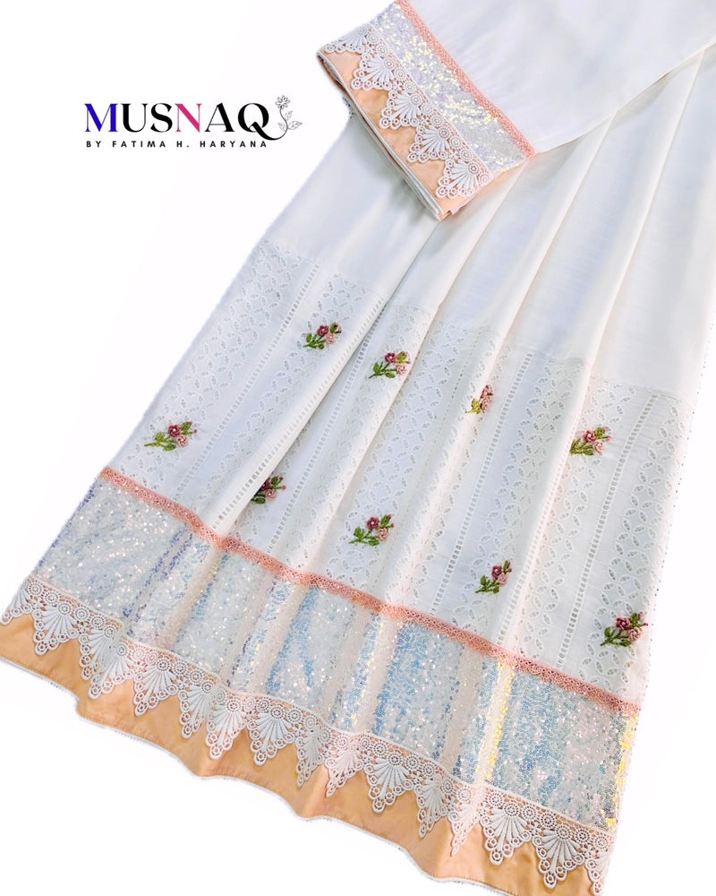White velvet silk rida