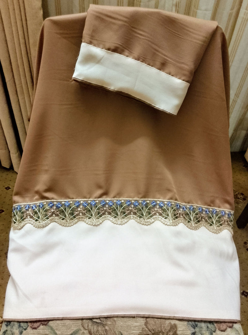 Golden brown lace work Rida