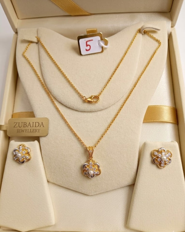Chandi Gold Polish Namaz Wear Set (With/Without Chain)