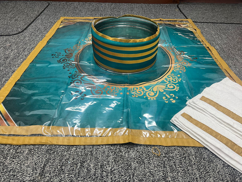 Dark Ferozi with gold